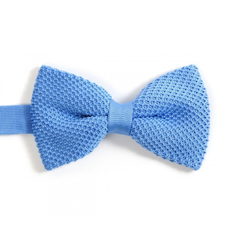 Nœud papillon d'un bleu sans pitié